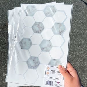 Peel & Stick Wall Tiles